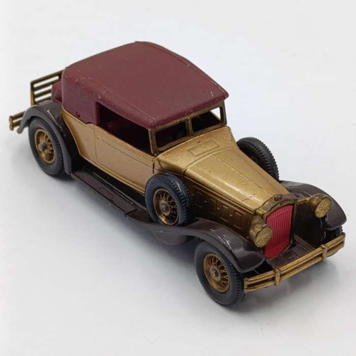 Matchbox Models of Yesteryear No. Y-15 1930 Packyard Victoria die-cast model car