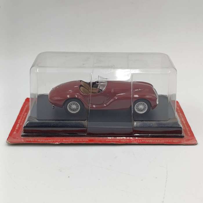 1940 Ferrari Auto Avio Costruzioni 815 die-cast model car - scale 1/43