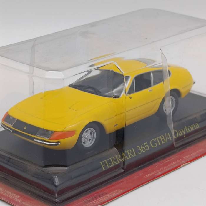 1968 Ferrari 365 GTB/4 Daytona die-cast model car - scale 1/43