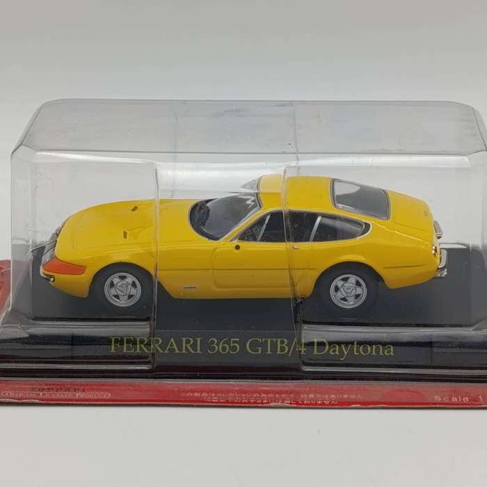 1968 Ferrari 365 GTB/4 Daytona die-cast model car - scale 1/43