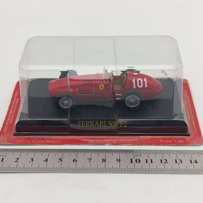 1952 Ferrari 500 F2 die-cast racing model car - scale 1/43