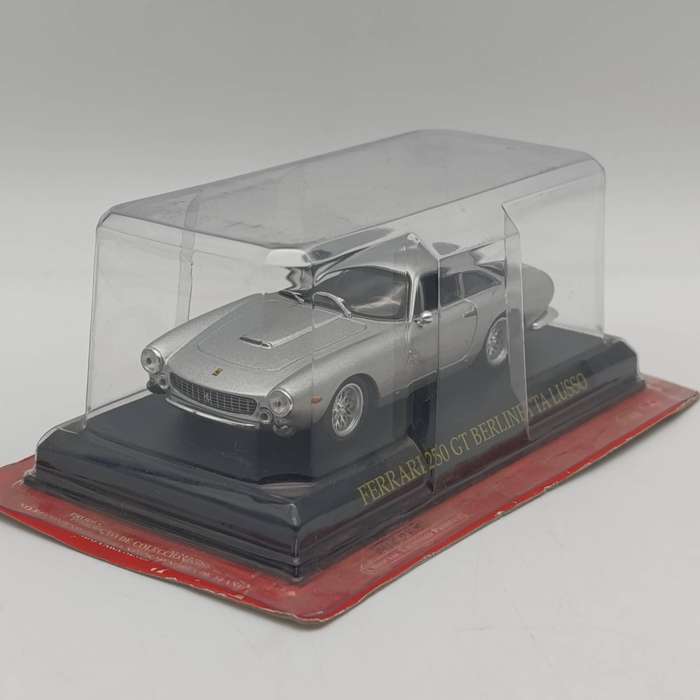 1962 Ferrari 250 GT Berlinetta Lusso die-cast model car - scale 1/43