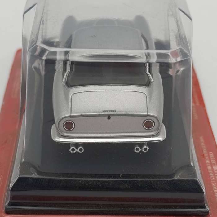 1962 Ferrari 250 GT Berlinetta Lusso die-cast model car - scale 1/43