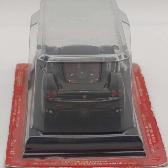 2002 Ferrari Enzo die-cast model car - scale 1/43