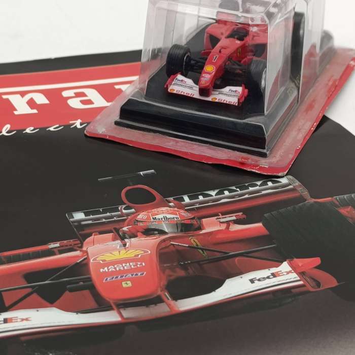 2001 Ferrari F2001 Formula 1 die-cast racing model car - scale 1/43