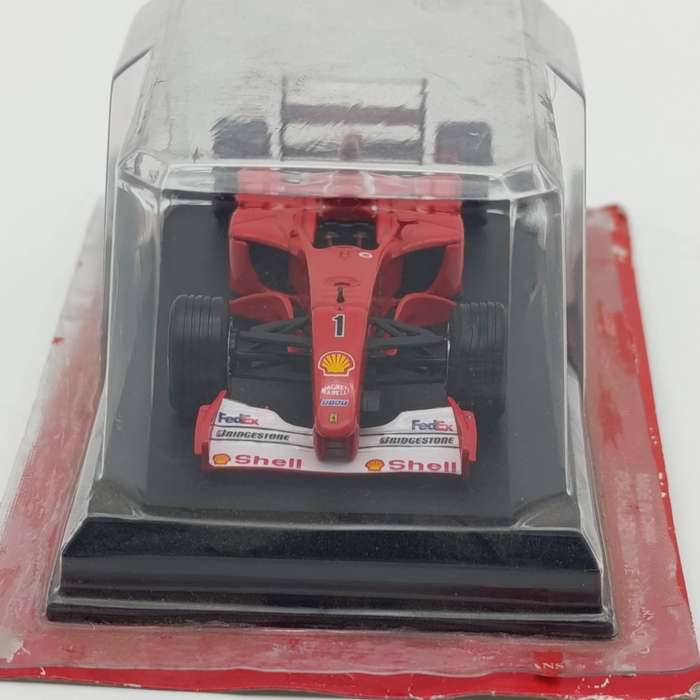 2001 Ferrari F2001 Formula 1 die-cast racing model car - scale 1/43