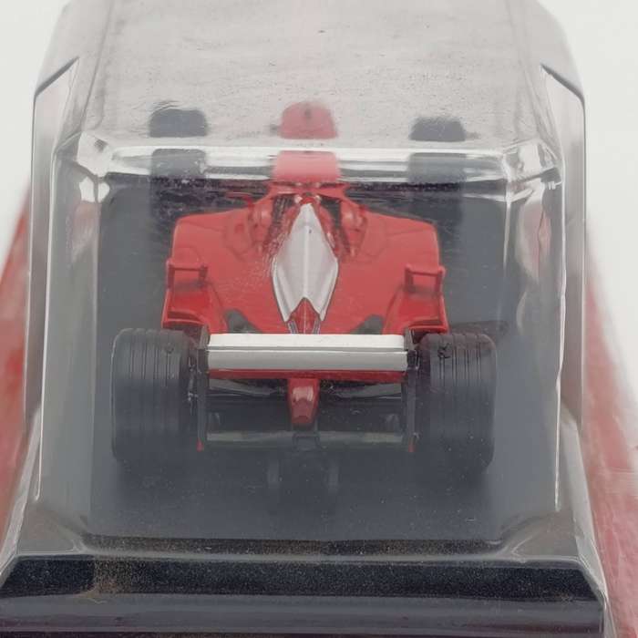 2001 Ferrari F2001 Formula 1 die-cast racing model car - scale 1/43