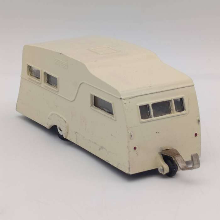 Meccano Dinky Toys #188 Four-Berth Caravan die-cast model
