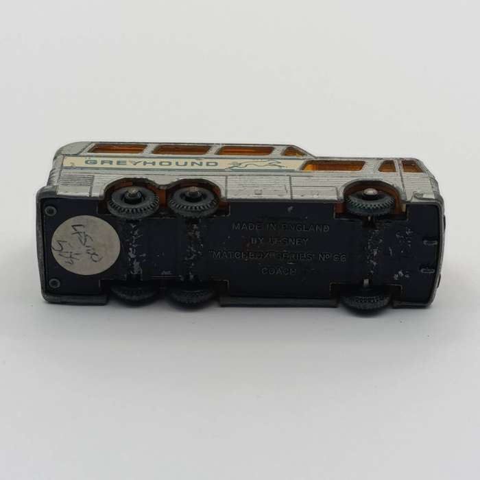 Lesney Matchbox #66 Greyhound bus die-cast toy car