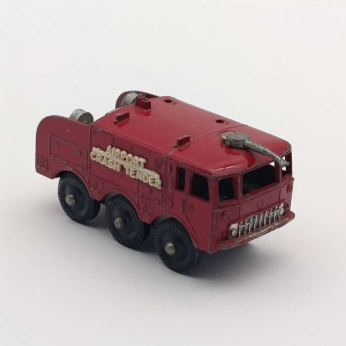 Matchbox #63 Foamite crash Tender Airport die-cast toy car