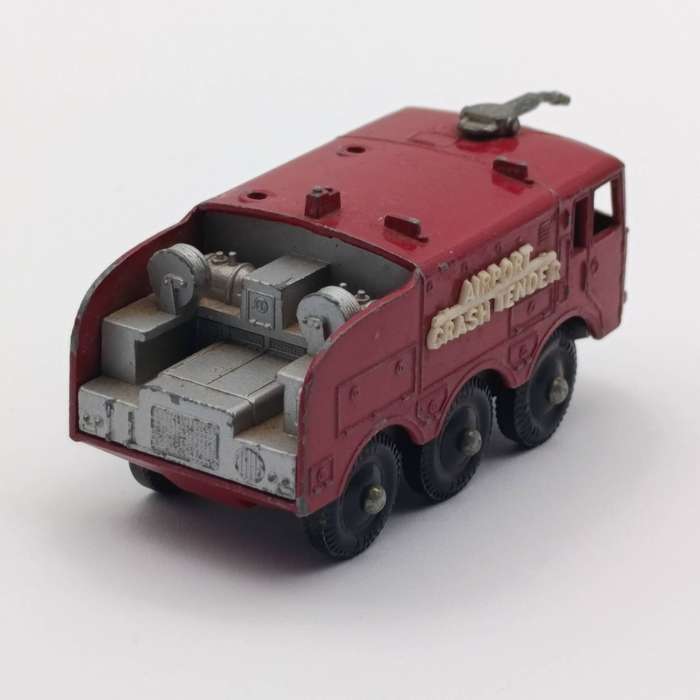 Matchbox #63 Foamite crash Tender Airport die-cast toy car
