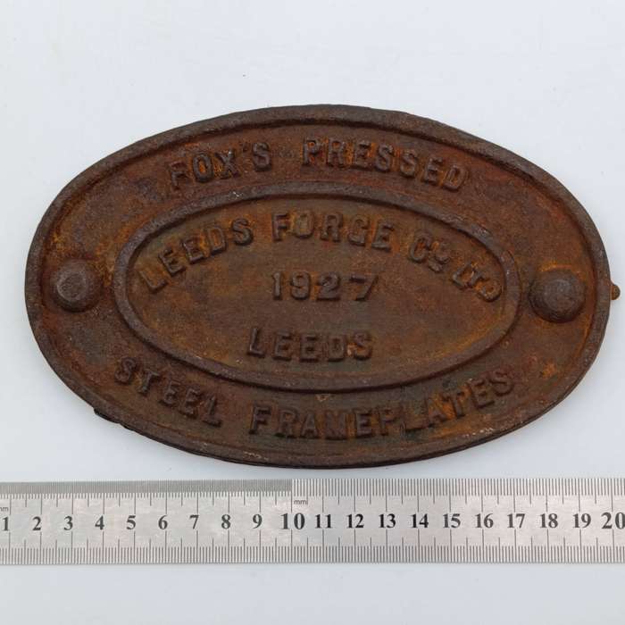 Leeds Forge Co. LTD Fox pressed steel Frameplates cast iron metal sign