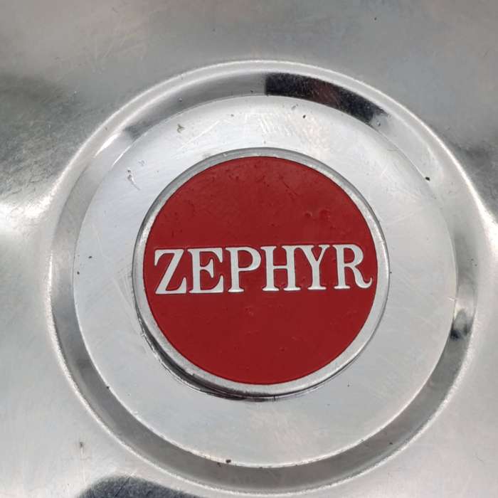 Vintage Ford Zephyr centre hup cap