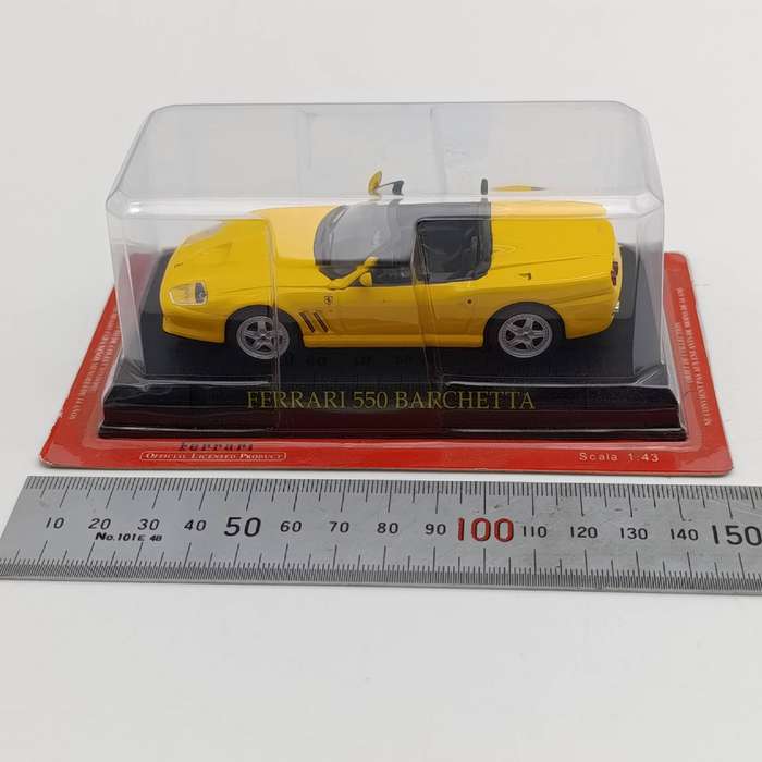 2001 Ferrari 550 Barchetta die-cast model car - scale 1/43