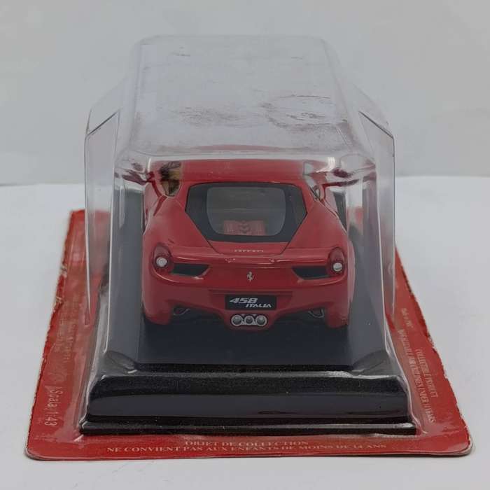 2009 Ferrari 458 Italia die-cast model car - scale 1/43