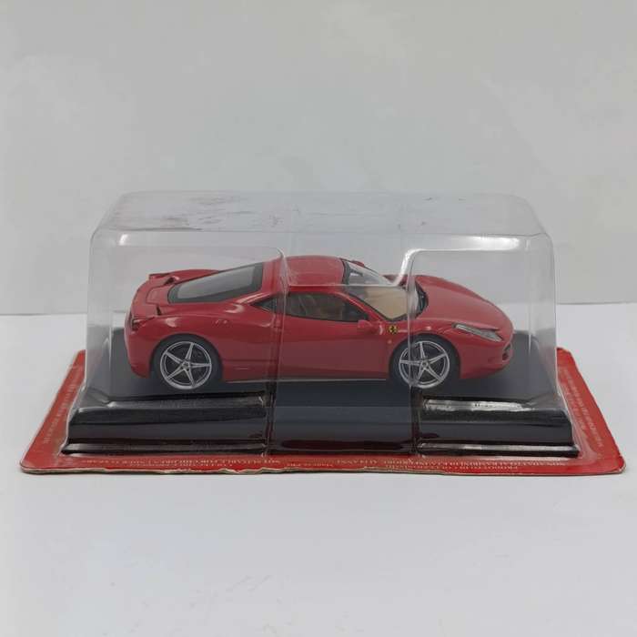 2009 Ferrari 458 Italia die-cast model car - scale 1/43