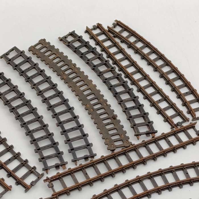 Lot of 17 Triang Ho-scale railway tracks including Hornby track stop
