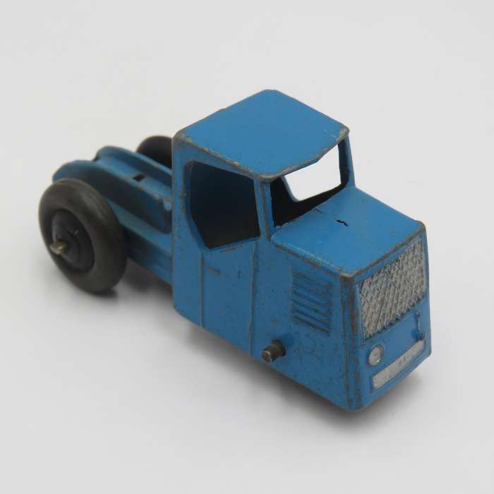 Meccano Dinky Toys #415 Mechanical Horse and open wagon toy car
