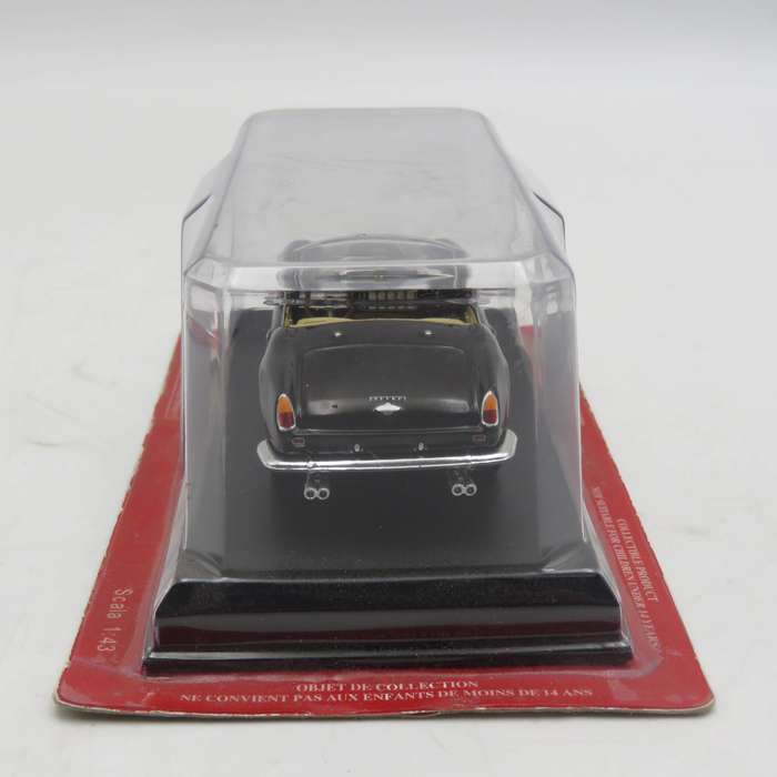 1957 Ferrari 250 GT California die-cast model car - scale1/43
