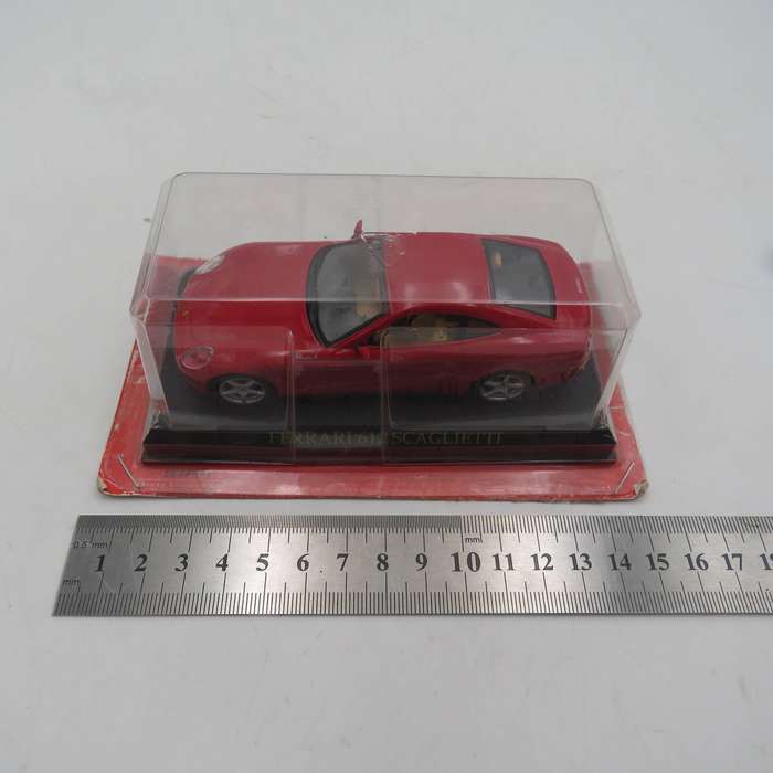 2004 Ferrari 612 Scaglietti die-cast model car - scale 1/43