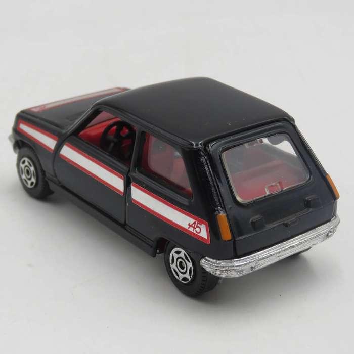 Corgi Renault TS die-cast Model car - Scale 1/36