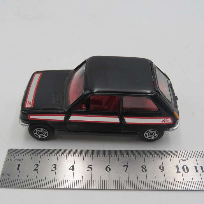 Corgi Renault TS die-cast Model car - Scale 1/36