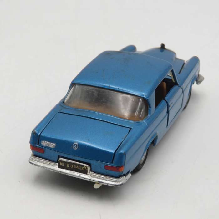 MebeToys A-19 Mercedes-Benz 250 SE die-cast toy car - scale 1/43