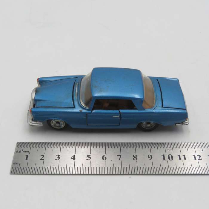 MebeToys A-19 Mercedes-Benz 250 SE die-cast toy car - scale 1/43