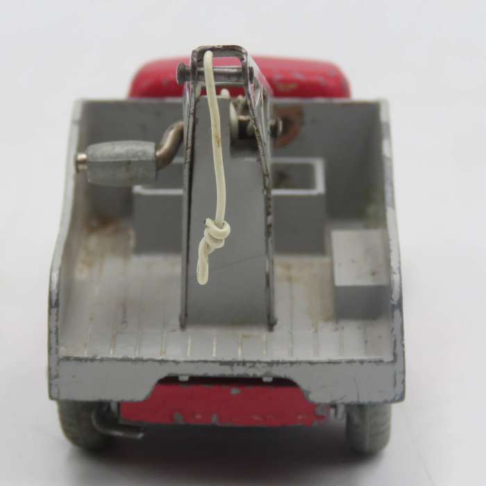 Meccano Dinky Toys Commer tow truck