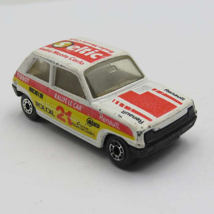 Matchbox SuperKings #21 Renault 5TL die-cast toy car