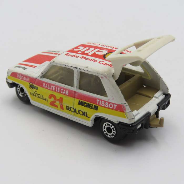 Matchbox SuperKings #21 Renault 5TL die-cast toy car