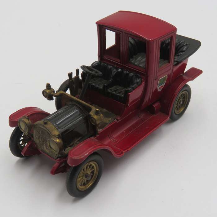 Matchbox #11 Models of Yesteryear Packard Landaulet die-cast model