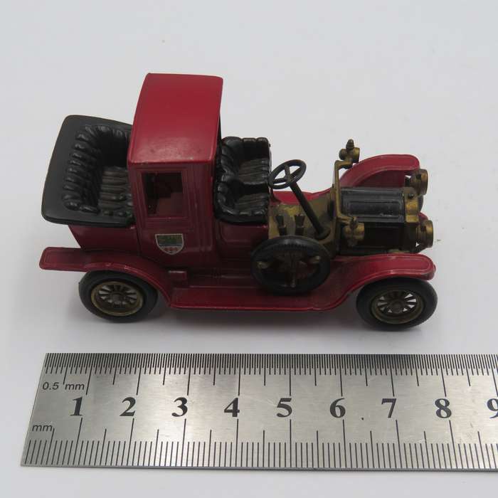Matchbox #11 Models of Yesteryear Packard Landaulet die-cast model