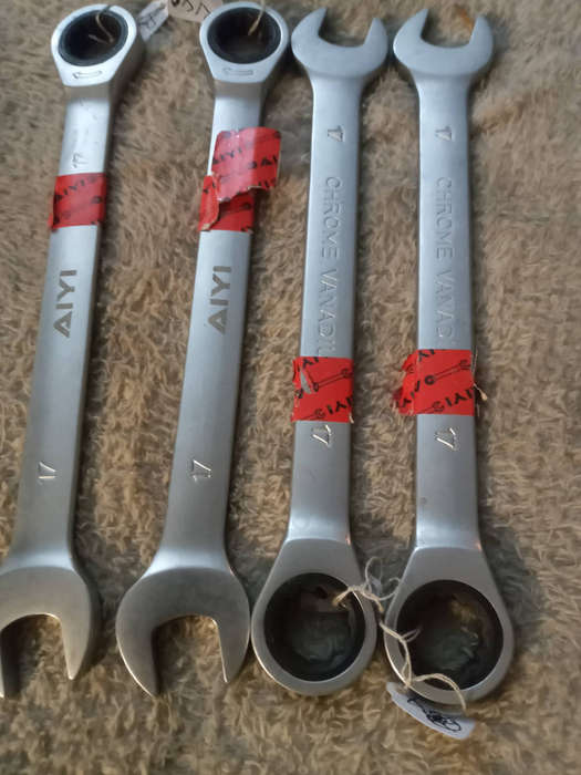 Ratchet spanners 17mm