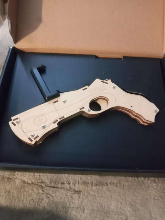 AR wooden gun  geek play