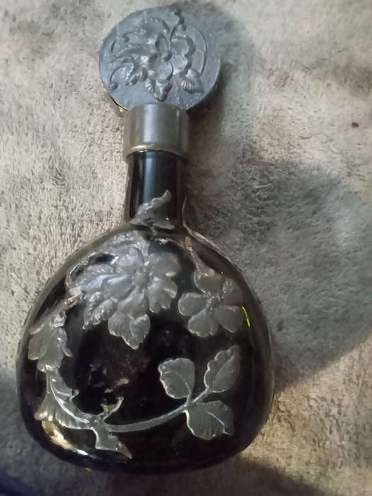 Dark blue bottle with pewter inlaid
