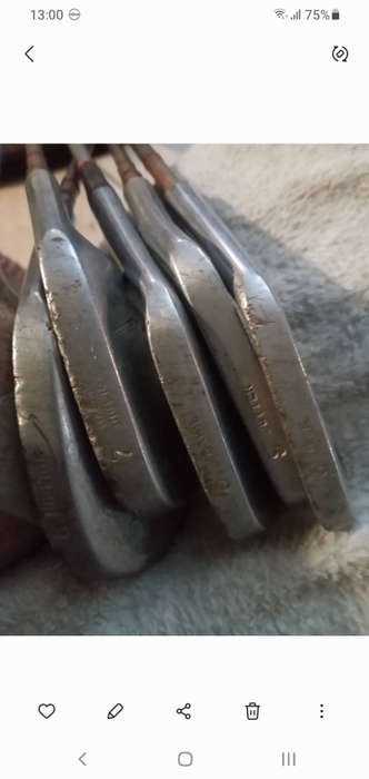 Classic vintage 6 club golf set 1900's