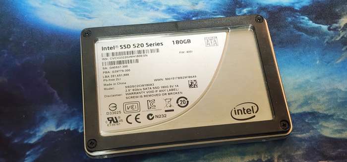 Intel SSD 520 Series 180Gb SSD