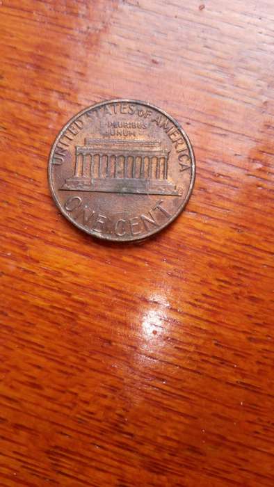 U S A 1982 Lincoln Multiple errors rare one cent coin no mint mark small date more errors