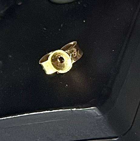 9ct gold open heart studs