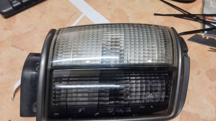 Indicator Light Side Turn Corner Lamp for Toyota HILUX Pickup Ln50 Mk2 83-88 LEFT 36 -17 SMOKED