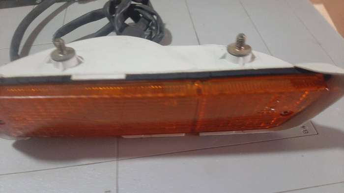 ISUZU KBD CHEVY LUV 19721980  TURN SIGNAL LAMP FRONT BIG BUMPER