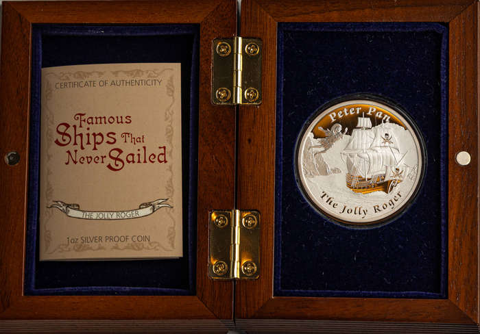 Famous Ships That Never Sailed - The Jolly Roger 1 oz Silver Coin