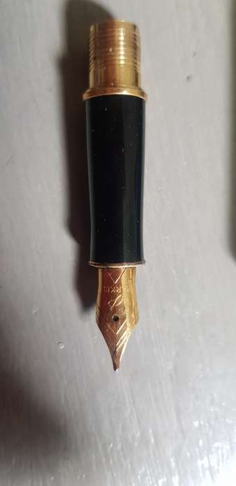 Parker Sonnet 18kt gold nib