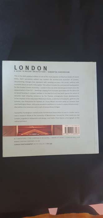 London (A Guide to recent Architecture)