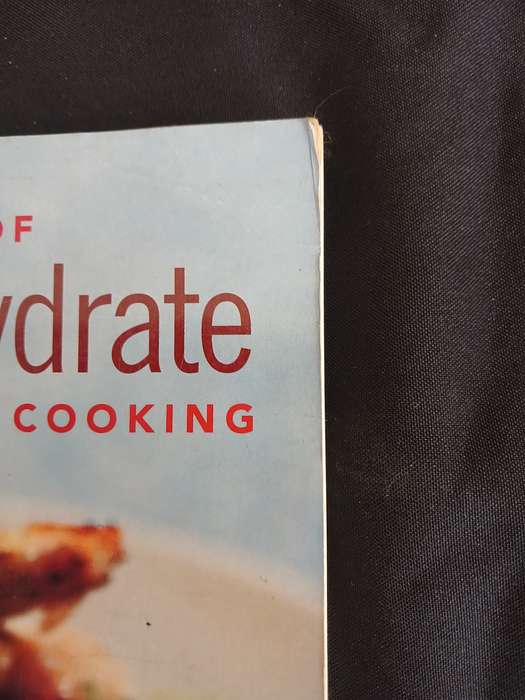 The Complete Book of Low-Carbohydrate Cooking - Elaine Gardner