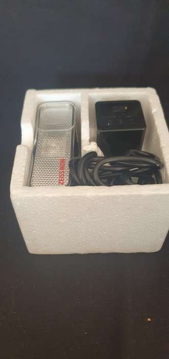 ZEISS IKOTRON C1 SLR vintage film camera flash boxed Ikon cable manual