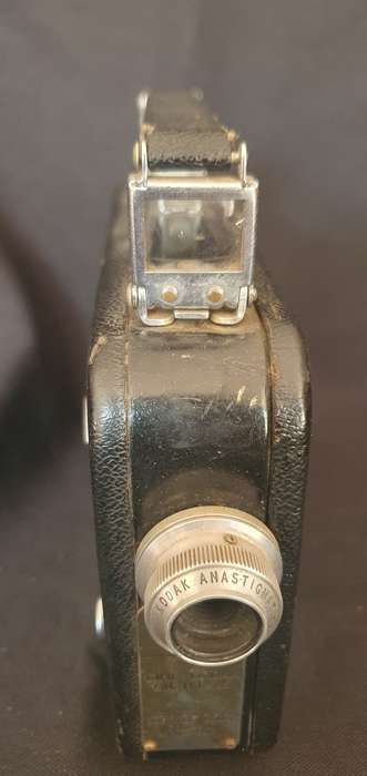 Cine Kodak 8 - 16mm movie camera