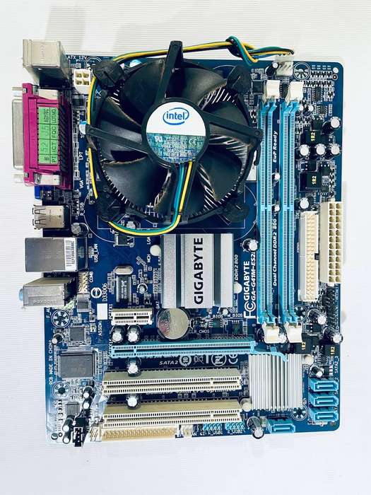 Gigabyte GA-G41M-ES2L Motherboard Bundle