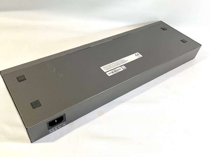 Mecer 24-Port Ethernet Switch (Model ES3124CD)  Used, Tested, 23/24 Ports works correctly.